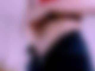 Live cam show with Karoline-miss - Black Hair on Camsoda