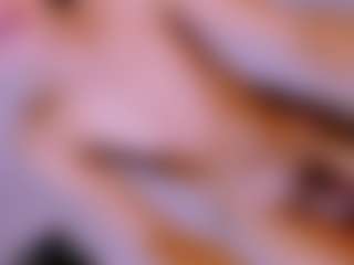 Live cam show with Karoline-miss - Tease on Camsoda