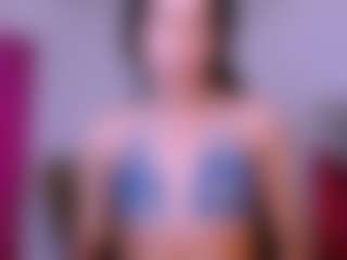 Live cam show with Karoline-miss - Black Hair on Camsoda