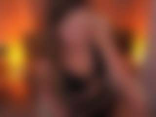 KissableKira's Live Sex Cam Show