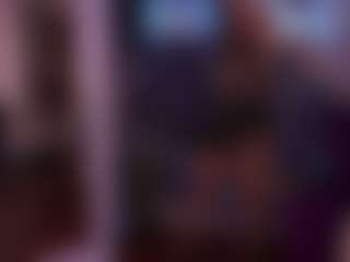 Live cam show with KissableKira - Brown Eyes on MyBangCams