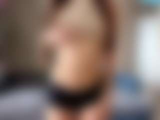 Live cam show with LarueBartin - Spank on nudelive.tv
