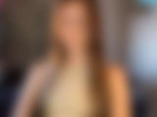 Live cam show with LarueBartin - Tiny Tits on CamwithHer