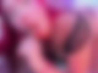 Live cam show with Saory Jones - Curvy on Free Soda