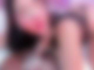 Live cam show with Saory Jones - College Curvy on alttransgirls