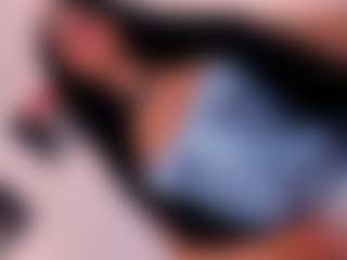 Live cam show with Sarah G. - Smoking on Milfs Live