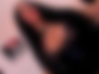 Live cam show with Sarah G. - Submissive on Camsoda