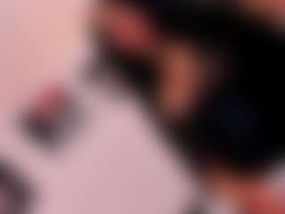 Live cam show with Sarah G. - Italian on Camsoda | colombia