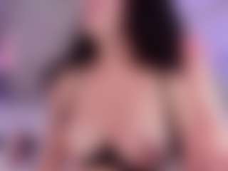 SaraRossi's Live Sex Cam Show
