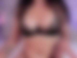 SaraRossi's Live Sex Cam Show