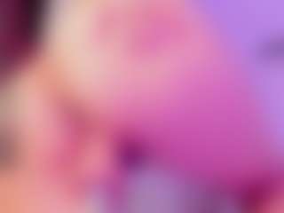 Live cam show with SaraRossi - Latina on SpunkLive | colombia