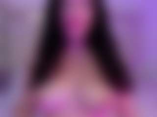 Live cam show with SaraRossi - Skinny on livesuperchat.net