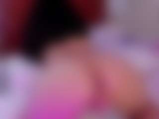 SaraRossi's Live Sex Cam Show