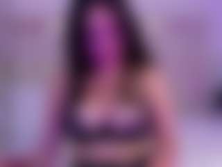 Live cam show with SaraRossi - Drinking on Camsoda