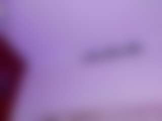 Live cam show with SaraRossi - Petite on SquirtSoMuch