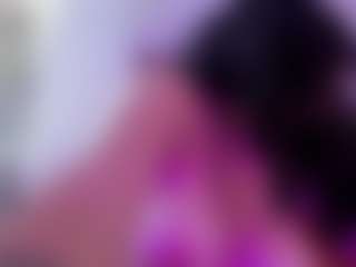 Live cam show with SaraRossi - Bedroom Curvy on camgirlchat.live