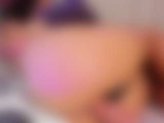 SaraRossi's Live Sex Cam Show