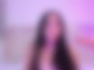 Live cam show with SaraRossi - Erotic Dance on TeamSkeetLive