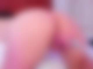 Live cam show with SaraRossi - Squirt on chickslive.net