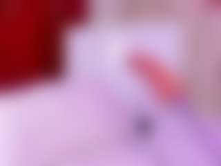 Live cam show with SaraRossi - Bedroom on Hubzter Live