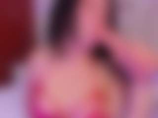 SaraRossi's Live Sex Cam Show