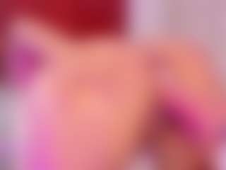 Live cam show with SaraRossi - Squirt on Camsoda