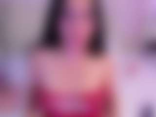 Live cam show with SaraRossi - Amateur Curvy on AdultVida.com