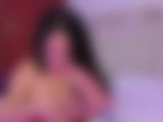 SaraRossi's Live Sex Cam Show