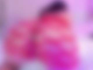 Live cam show with SaraRossi - Flashing on Strip Flash - Live Sex Shows