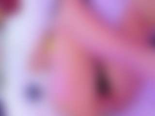 Live cam show with SaraRossi - Full Nudity on pussylord.com