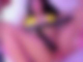 Live cam show with SaraRossi - Thin on SmokeAndPoke