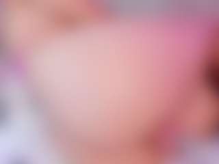 Live cam show with SaraRossi - Spank on milfzrlive.com