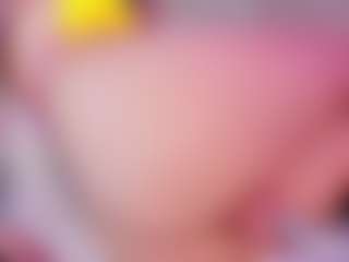 Live cam show with SaraRossi - Bedroom on milfzrlive.com