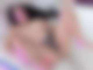 Live cam show with SaraRossi - Brown Eyes on SquirtSoMuch