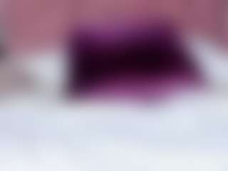 SaraRossi's Live Sex Cam Show