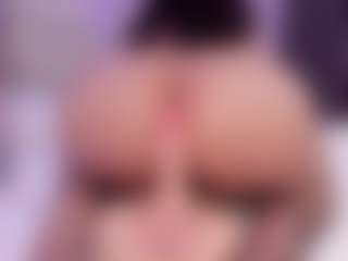 SaraRossi's Live Sex Cam Show