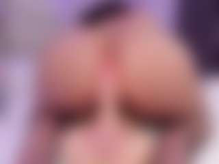SaraRossi's Live Sex Cam Show