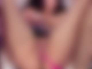 SaraRossi's Live Sex Cam Show