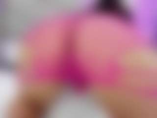 SaraRossi's Live Sex Cam Show
