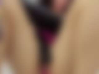 SaraRossi's Live Sex Cam Show