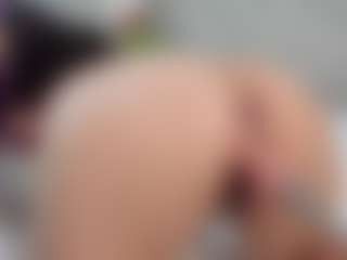 SaraRossi's Live Sex Cam Show