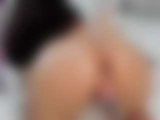 SaraRossi's Live Sex Cam Show