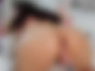 SaraRossi's Live Sex Cam Show
