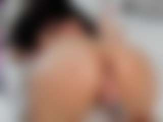 SaraRossi's Live Sex Cam Show