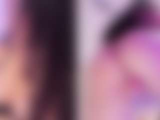 SaraRossi's Live Sex Cam Show