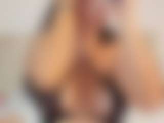 SaraRossi's Live Sex Cam Show