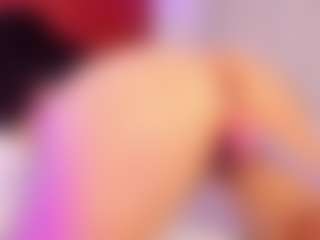 SaraRossi's Live Sex Cam Show