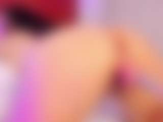 SaraRossi's Live Sex Cam Show