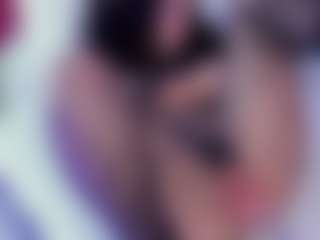 SaraRossi's Live Sex Cam Show