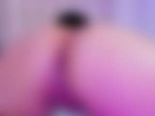 Live cam show with SaraRossi - Big Tits Curvy on Camsoda